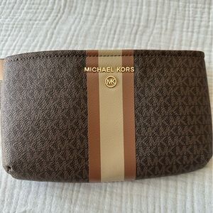 NEW AUTHENTIC Michael Kors brown logo adjustable belt bag
